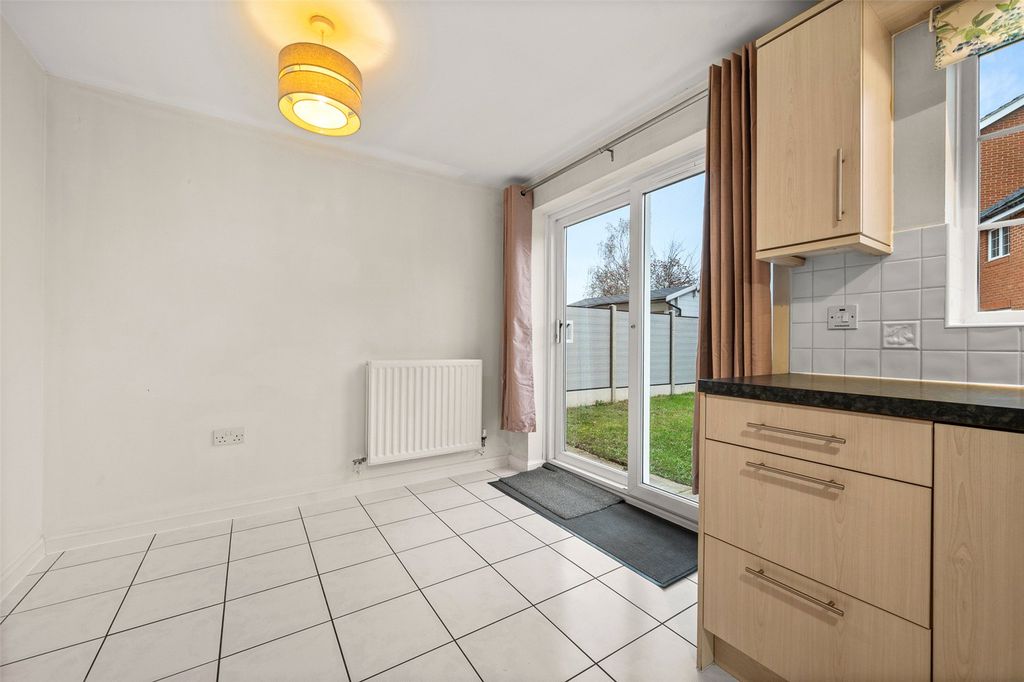 Property photo 3 of 12 Picture No. 16