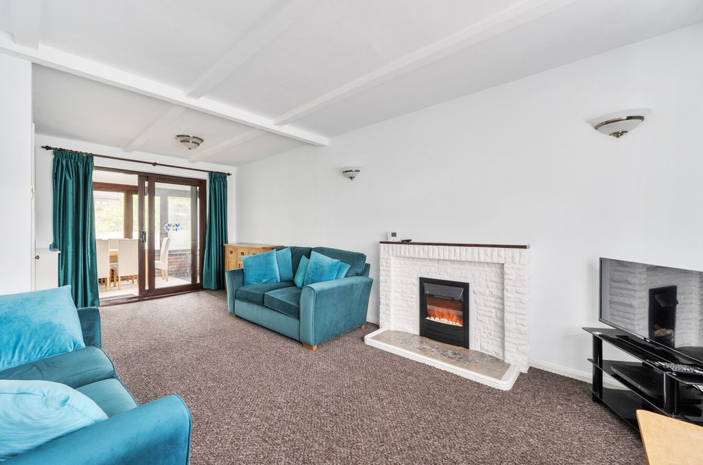 Property photo 2 of 18 1512476  (12).Jpg