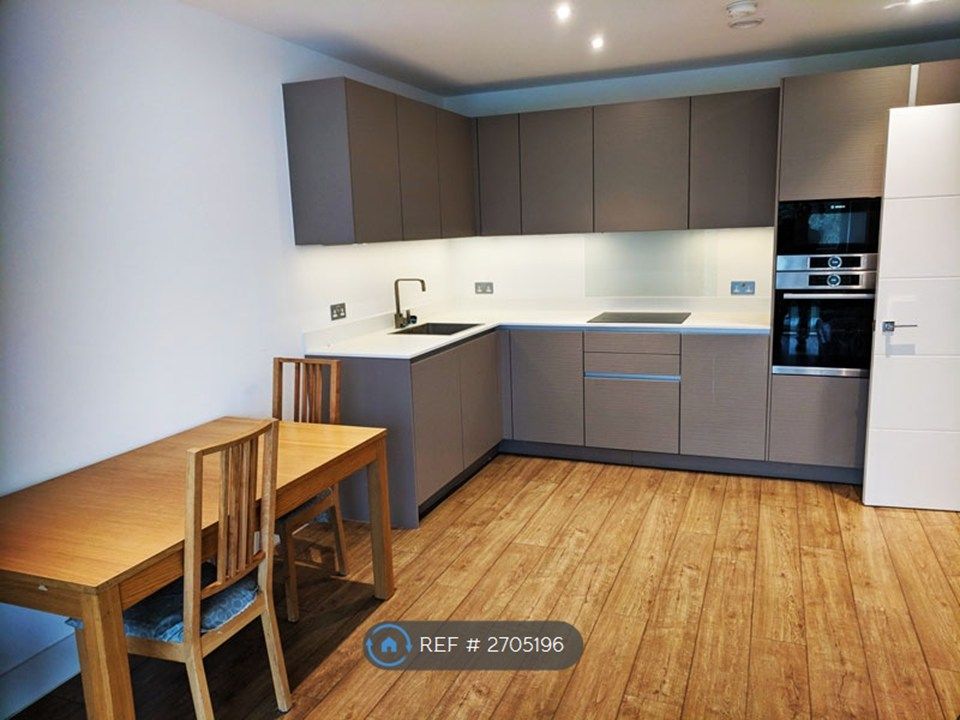 Property photo 3 of 13 Kitchen