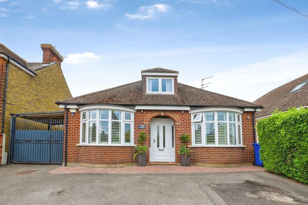 Property photo 2 of 34 Pbox-Img.Jpg