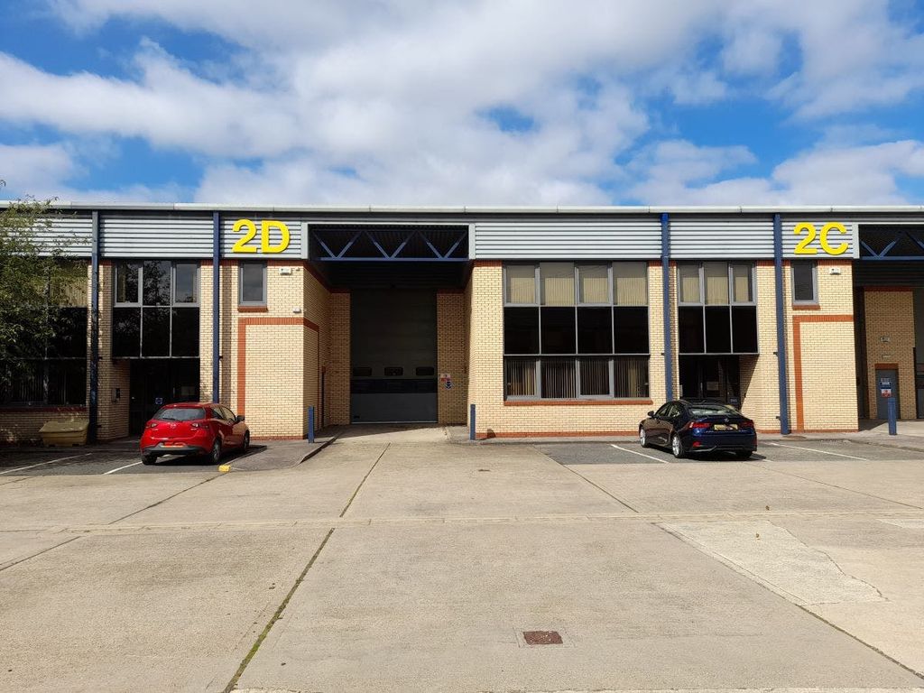 Property photo 1 of 2 Didcot Park  External 2.Jpg