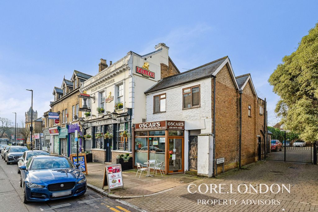 Property photo 2 of 13