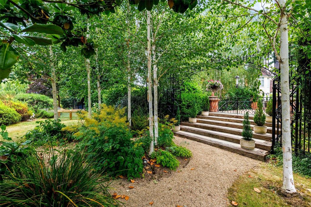 Additional image 30 of 4 bed detached house for saleChauntry Road, Maidenhead, Berkshire SL6