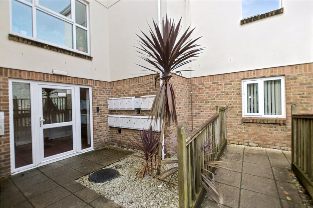 Property photo 1 of 15 Picture No. 18