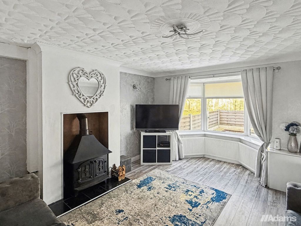 Property photo 3 of 31