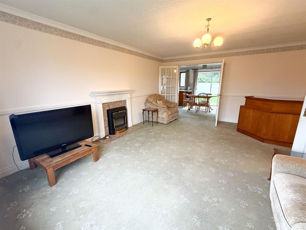 Property photo 3 of 15 25 Buttermere Drive-14.Jpg