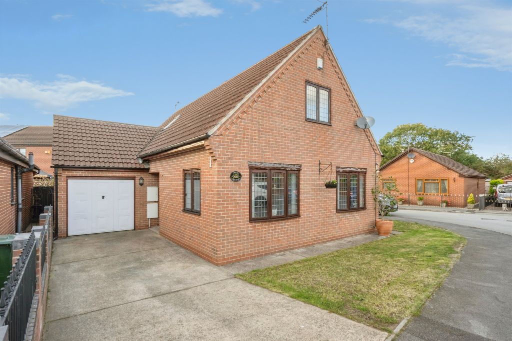 Property photo 1 of 16