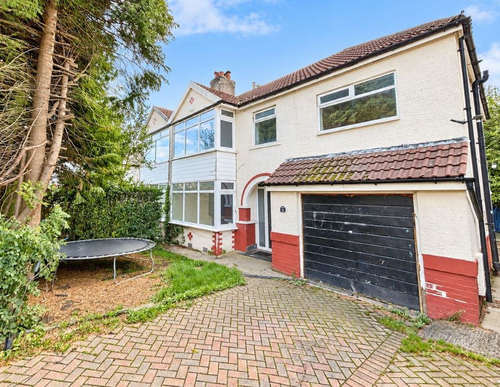 Property photo 1 of 20