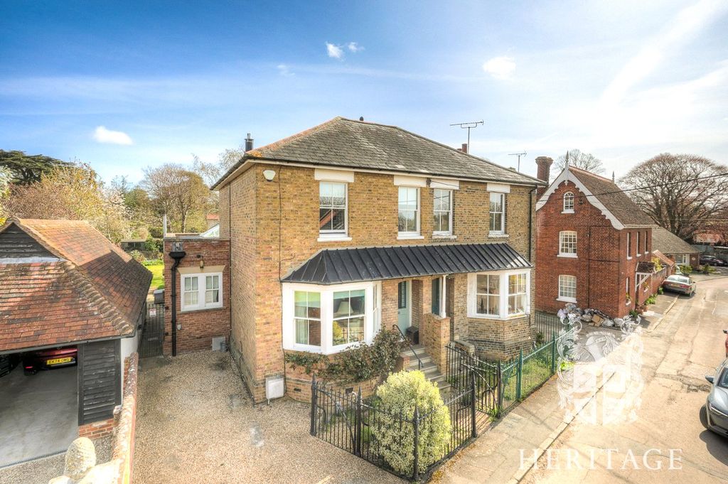 Property photo 1 of 19 Picture No. 02