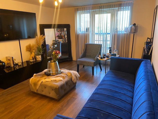 Property photo 2 of 9 Exterior