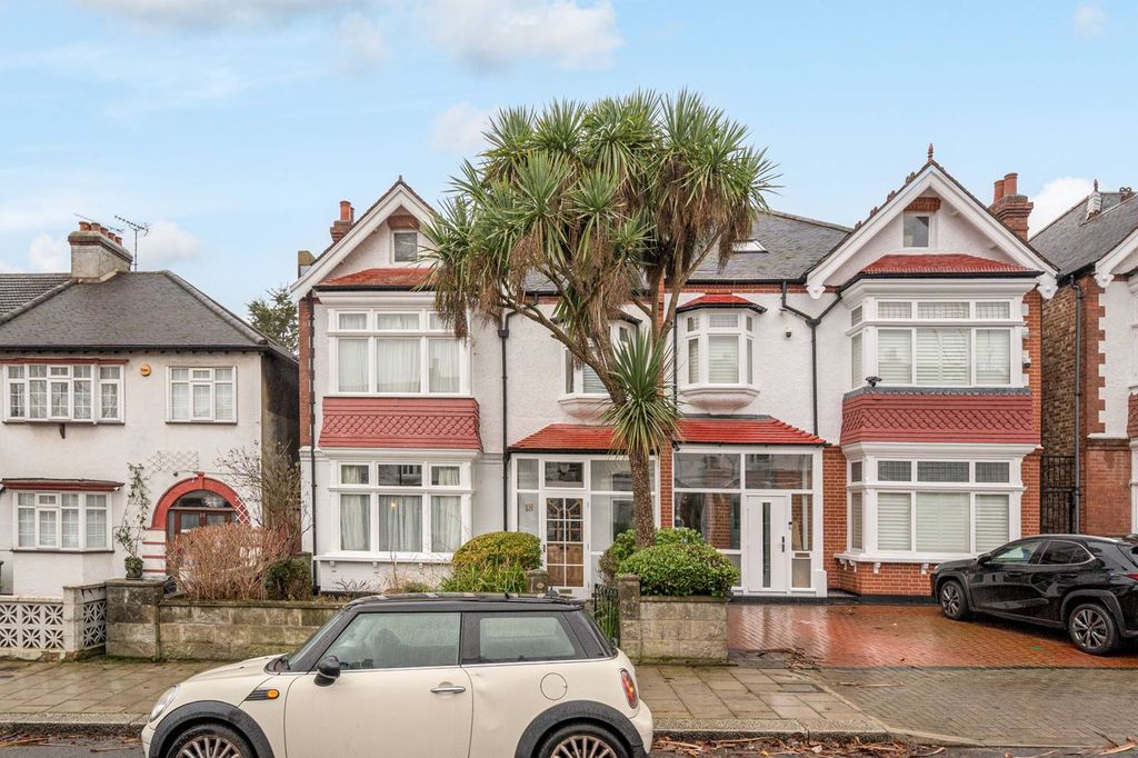 Property photo 1 of 22