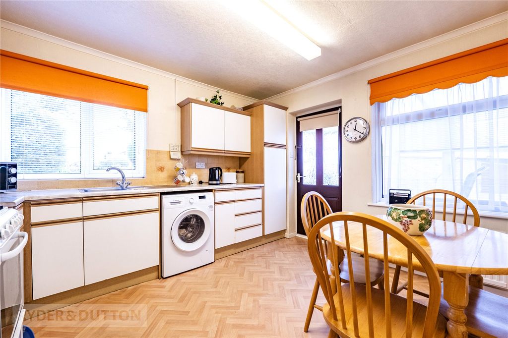 Property photo 2 of 21 Kitchen Diner