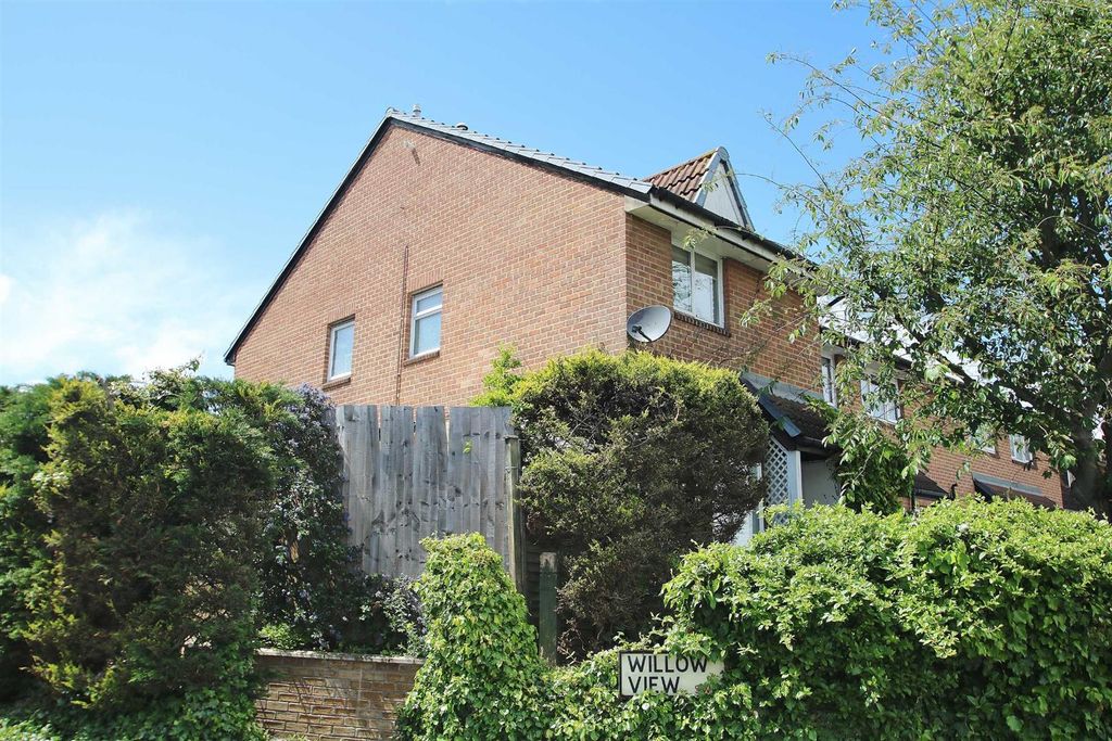 Property photo 1 of 11