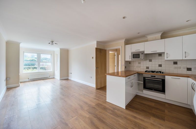 Property photo 3 of 11 Photo 3