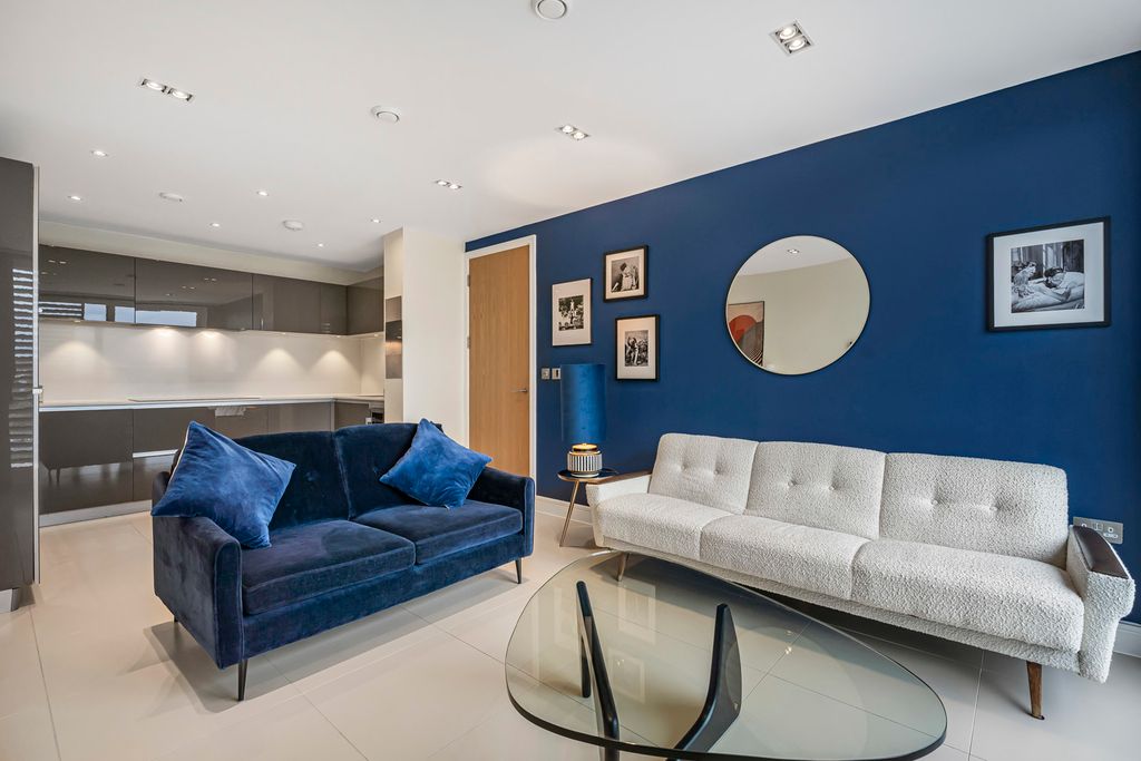 Property photo 1 of 46 Reception Room