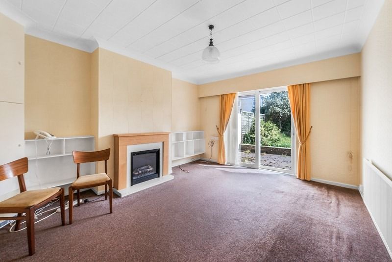 Property photo 2 of 12 4201372