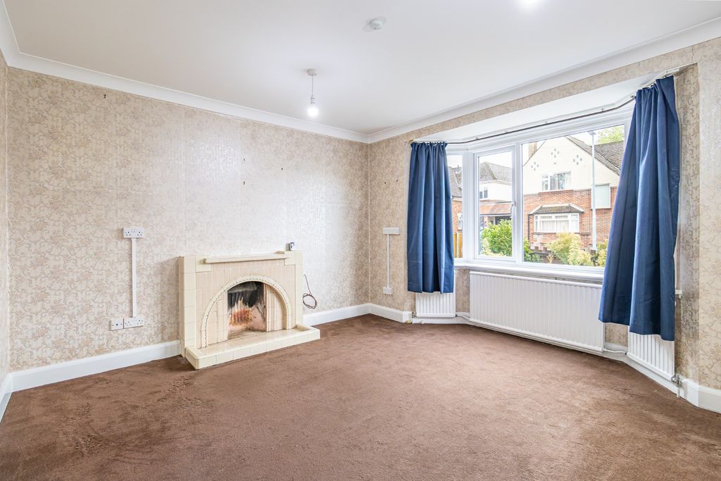 Property photo 3 of 22 5136453