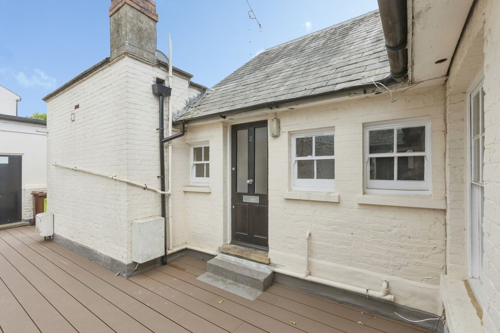 Property photo 1 of 12 Pbox-Img.Jpg