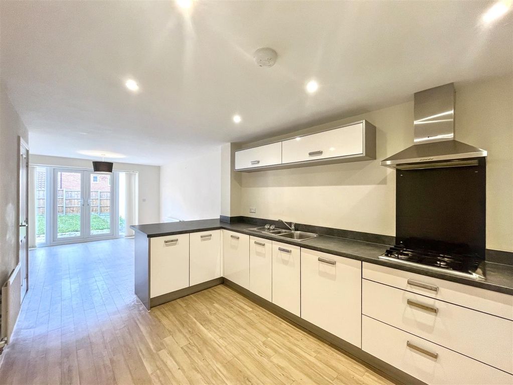 Property photo 2 of 10 Img_1662.Jpg