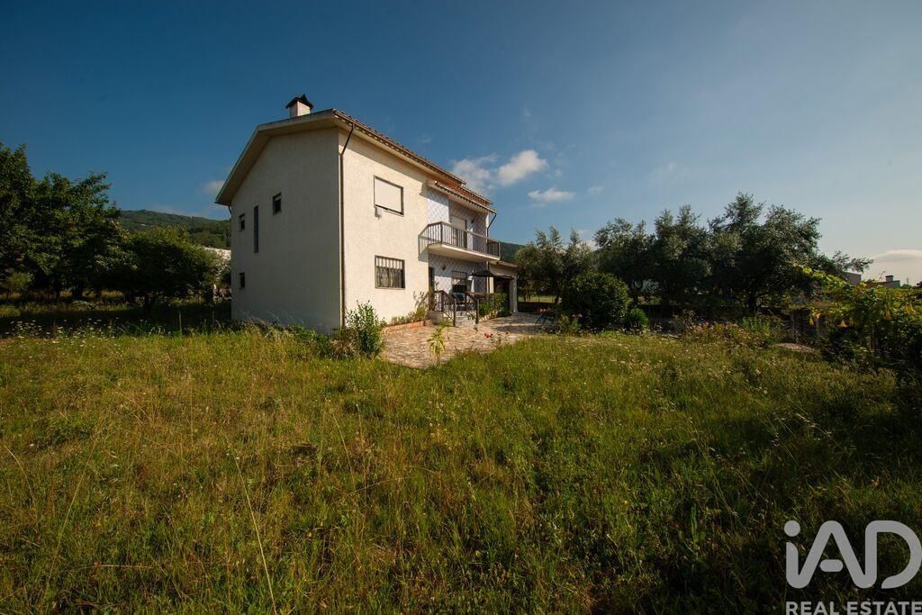 Property photo 1 of 25