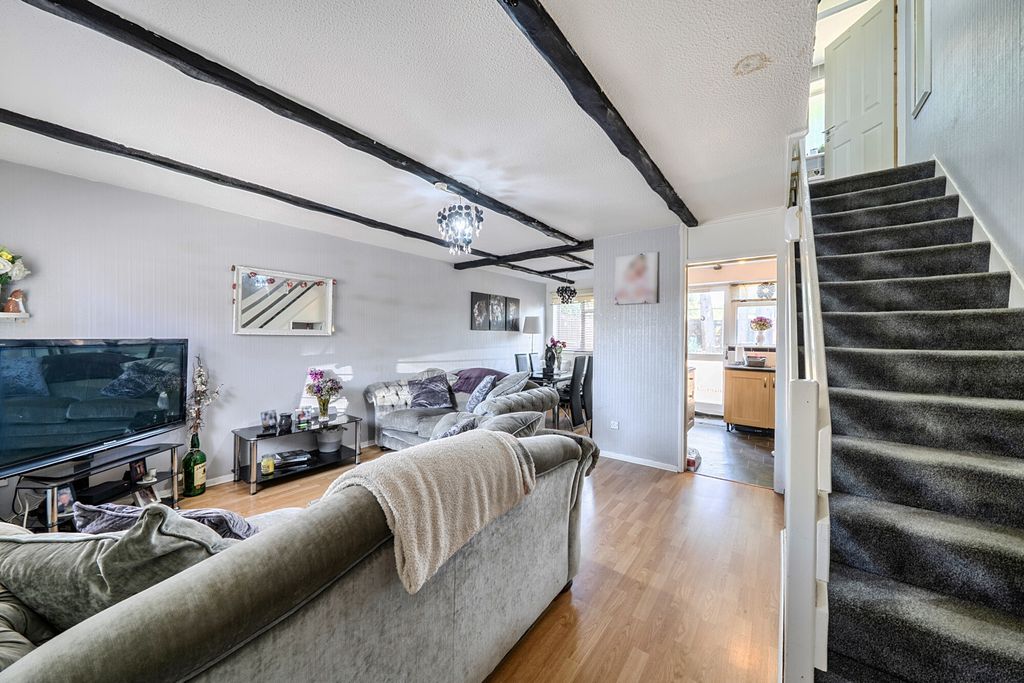 Property photo 2 of 20 1478800-1-6A328E2...