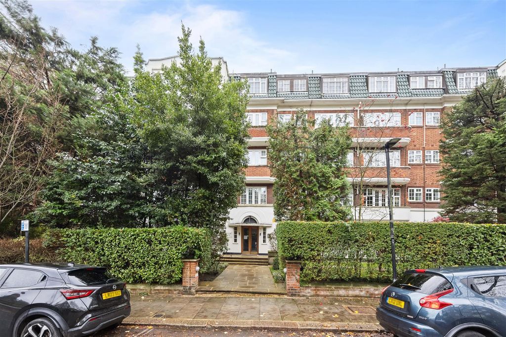 Property photo 3 of 10