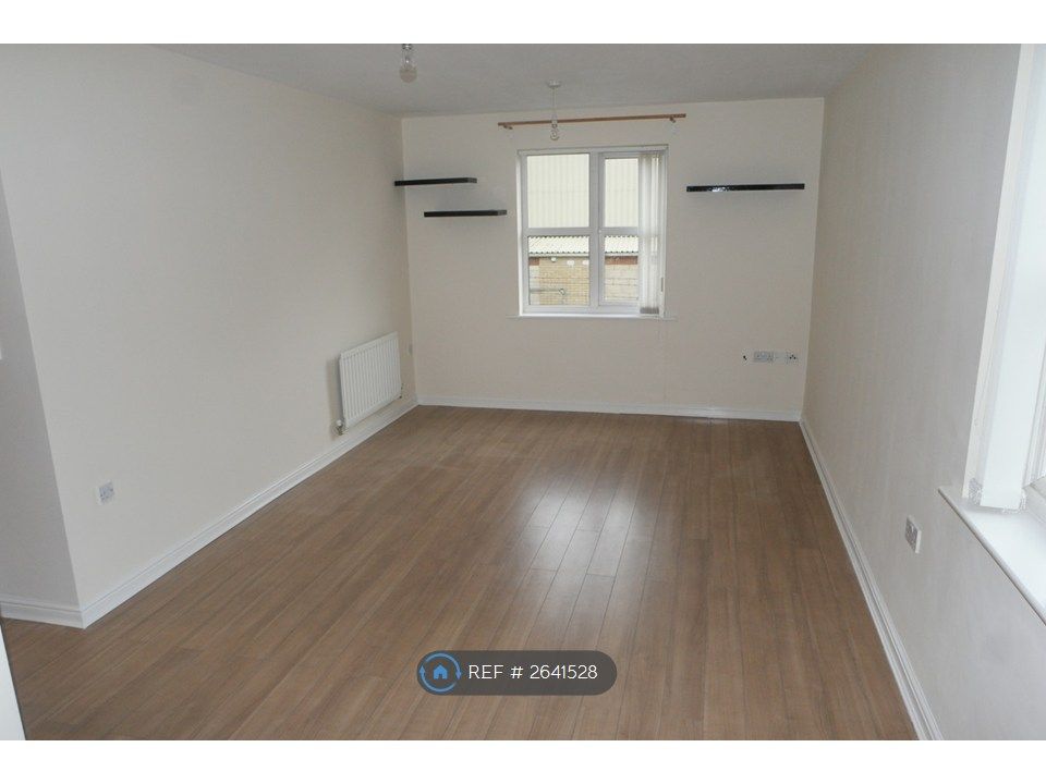 Property photo 3 of 8