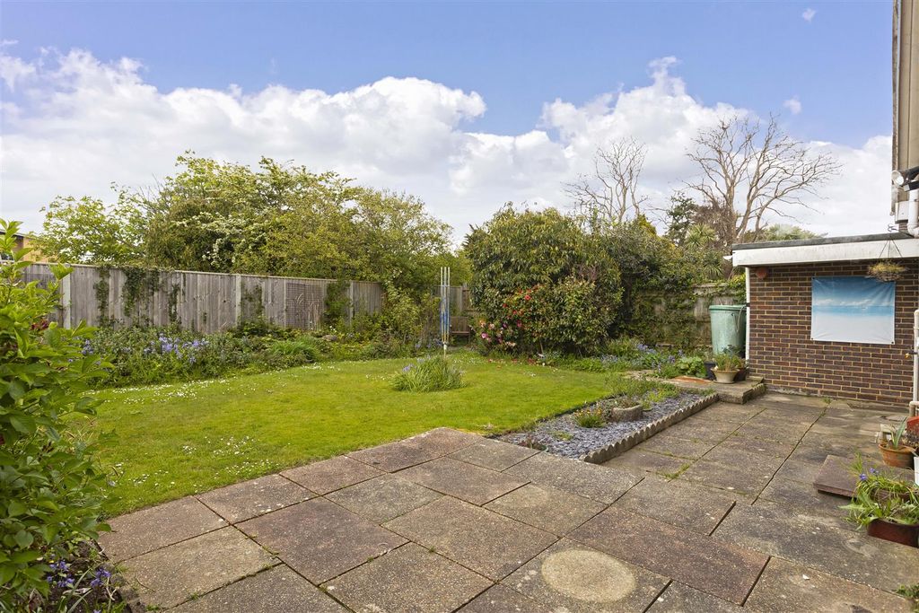 Property photo 3 of 16 44 Cumberland_13.Jpg