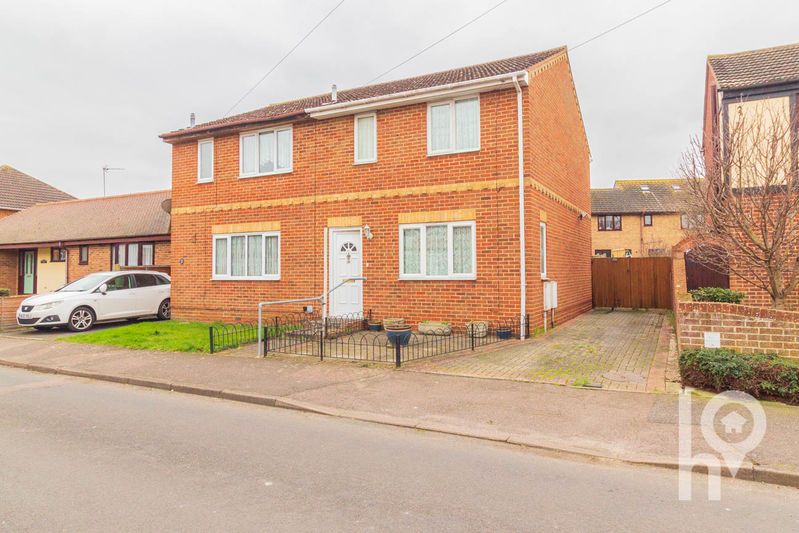 Property photo 1 of 10 Photo 10