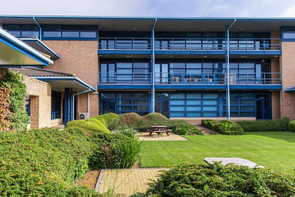 Property photo 1 of 8 Photo 11