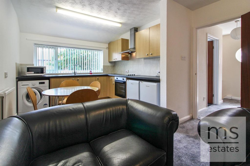 Property photo 2 of 13 Img_0925.Jpg