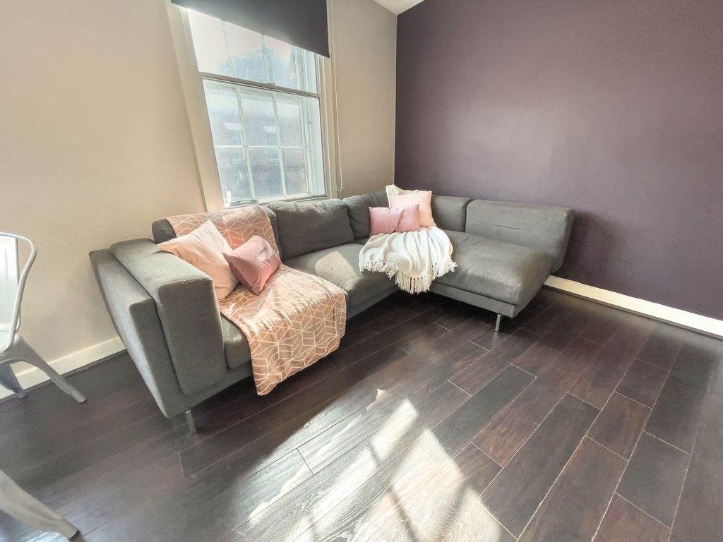 Property photo 3 of 10 Img_2583