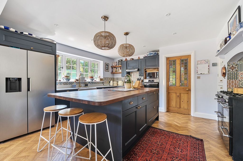 Property photo 2 of 24 1321134-1-68714A9...