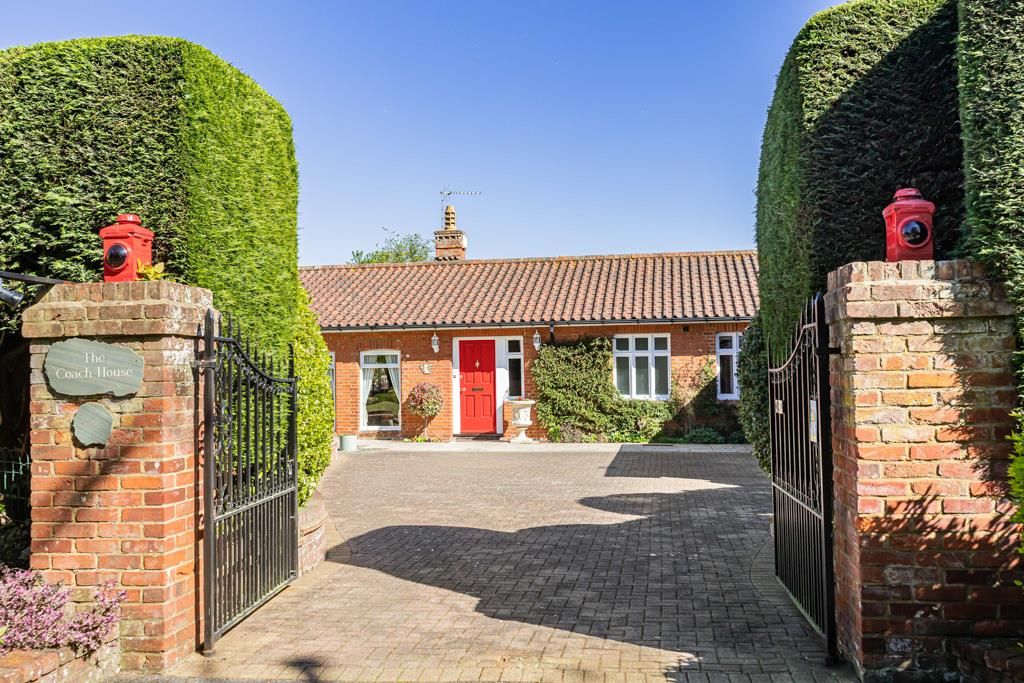 Property photo 2 of 36 Img_5378.Jpeg