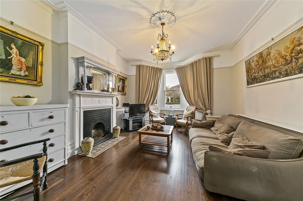 Additional image 6 of 6 bed semi-detached house for saleUxbridge Road, Hampton TW12