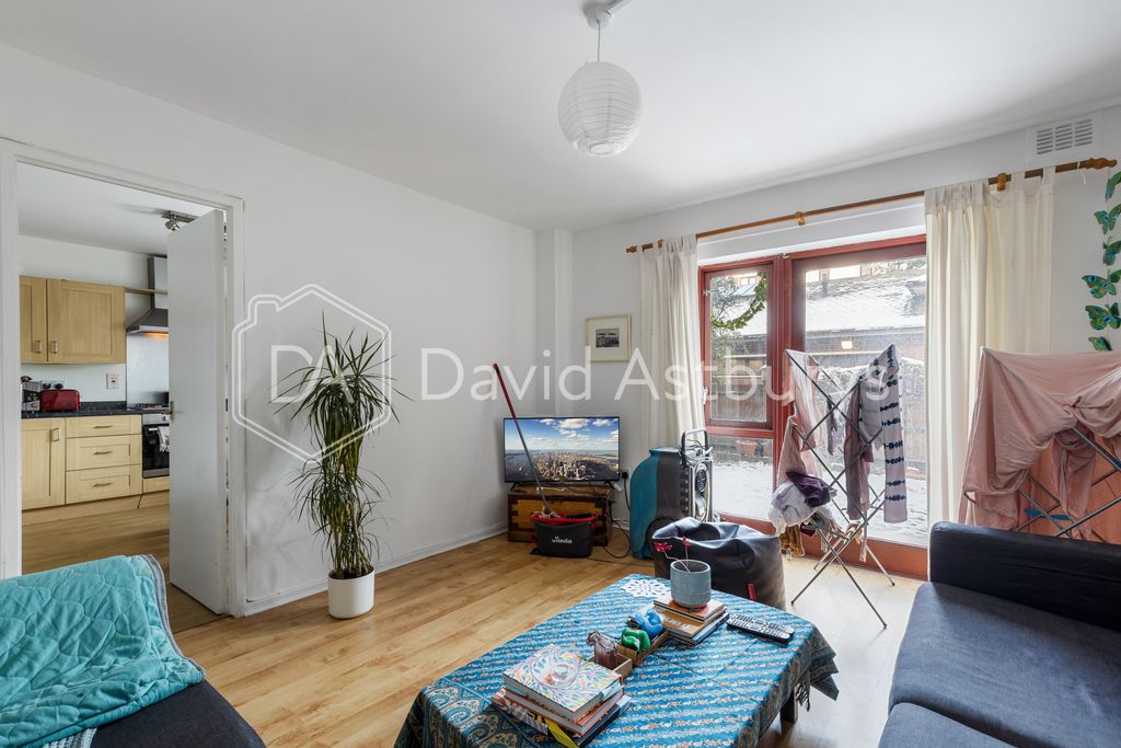 Property photo 3 of 17