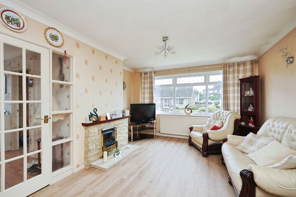 Property photo 3 of 20 Pbox-Img.Jpg
