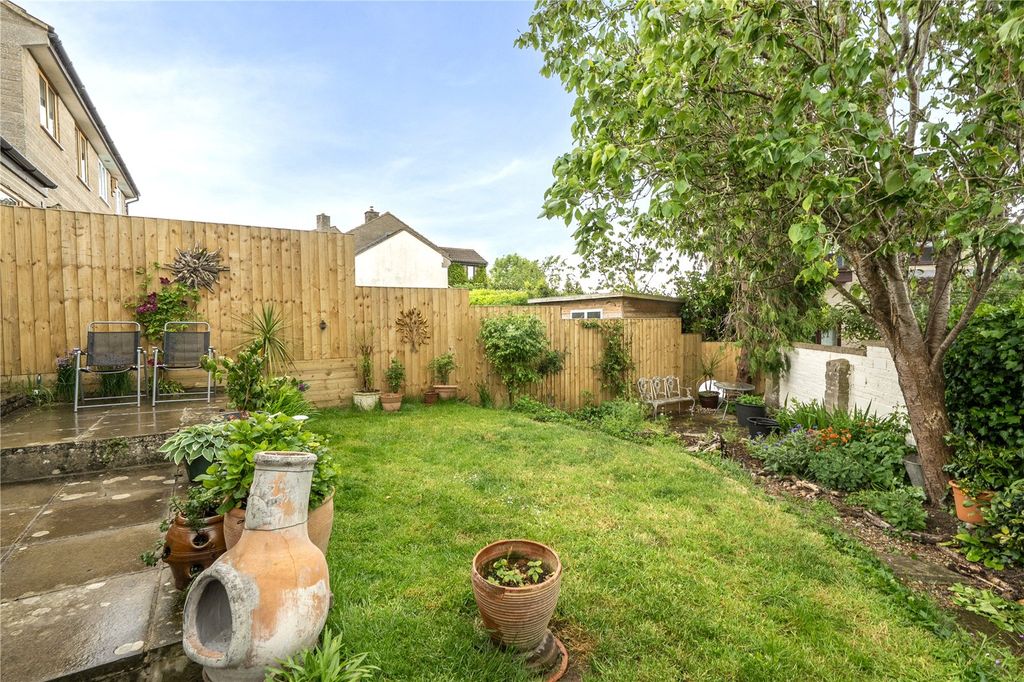 Property photo 2 of 20 Picture No. 08