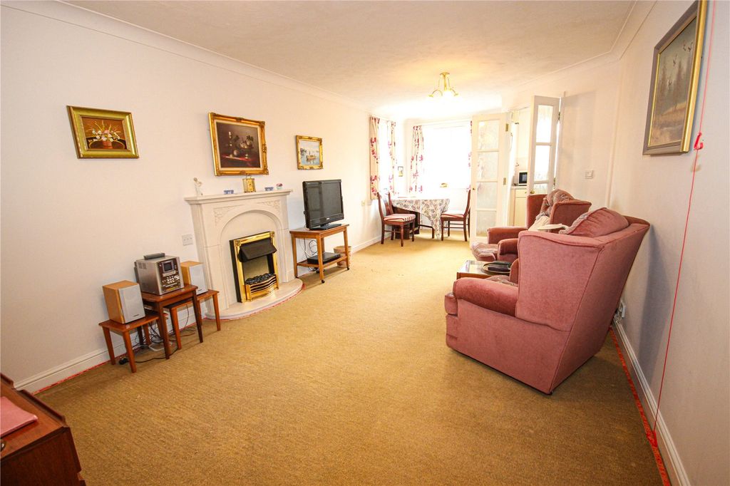 Property photo 3 of 12 Picture No. 05