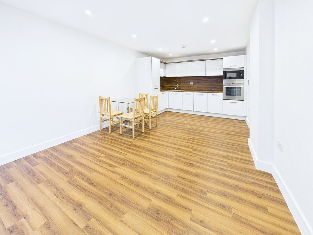 Property photo 3 of 26