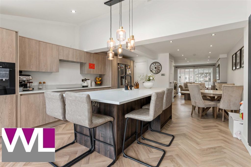 Property photo 2 of 26 Wl 9 .Jpg