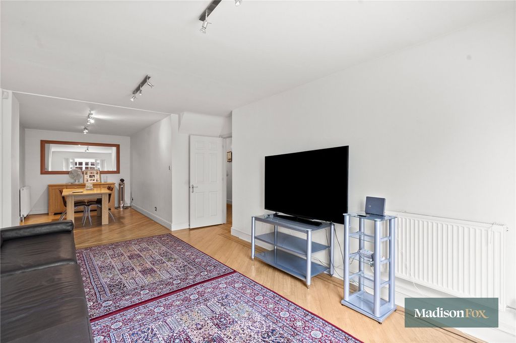 Property photo 2 of 30 Picture No. 07