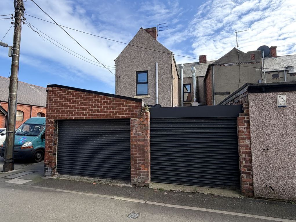 Property photo 2 of 15 Photo 9