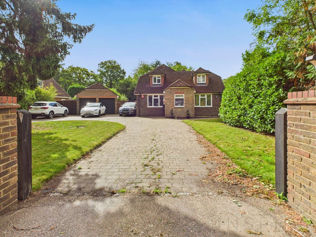 Property photo 1 of 26