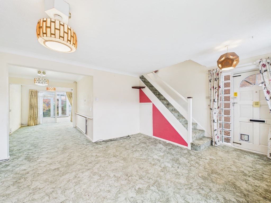 Property photo 2 of 39 Cam02023G0-Pr0175-Still016