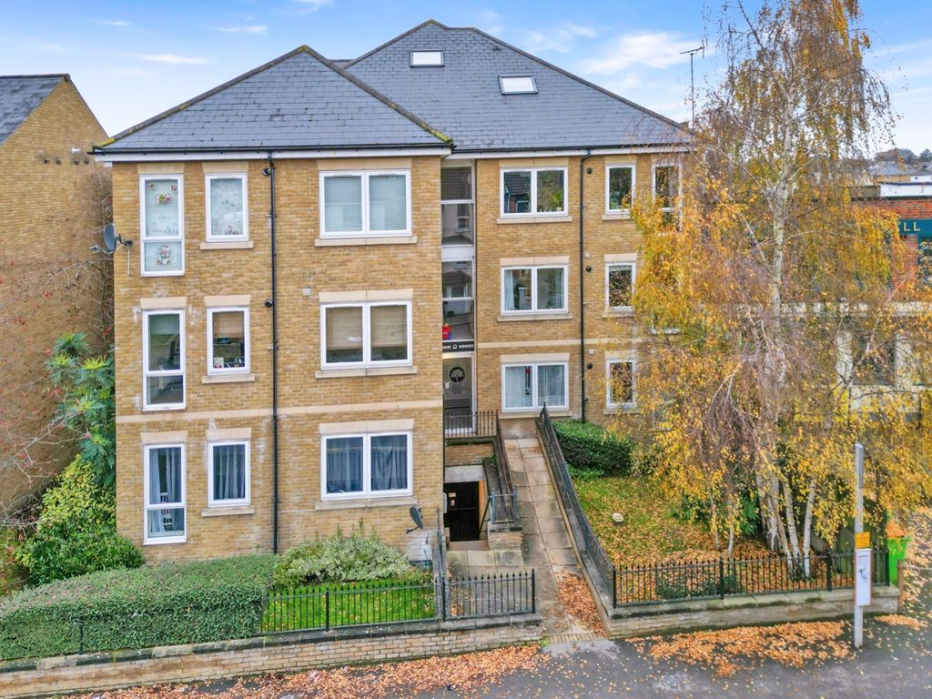 Property photo 1 of 12 5131510