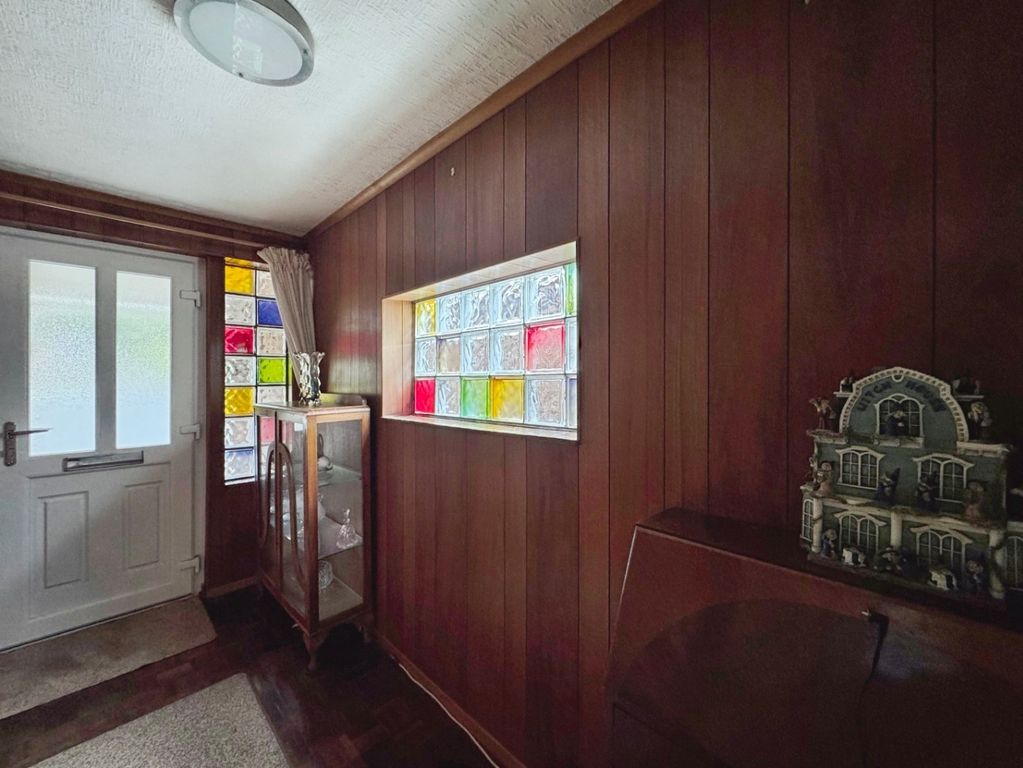 Property photo 2 of 42 5588613