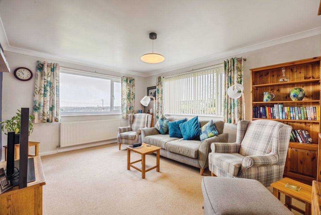 Property photo 3 of 15 Photo