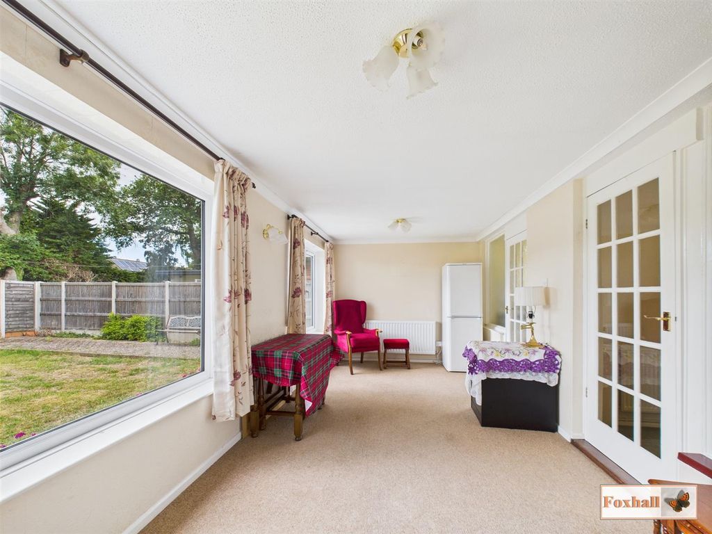 Property photo 3 of 13 Sitting Room/Dining Room