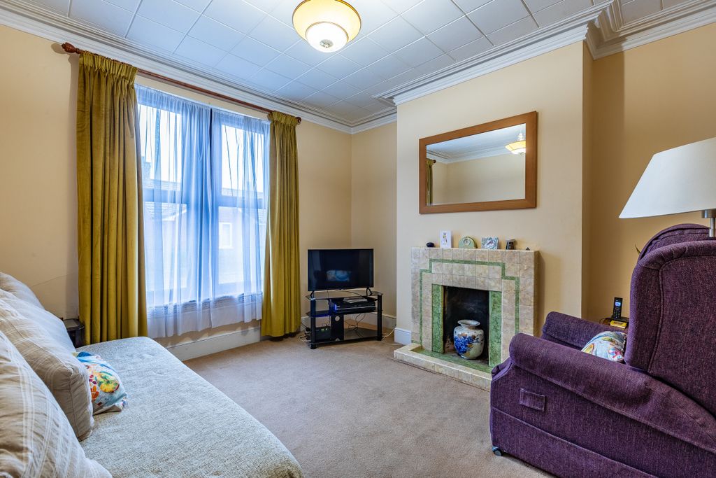 Property photo 2 of 19 Photo 2